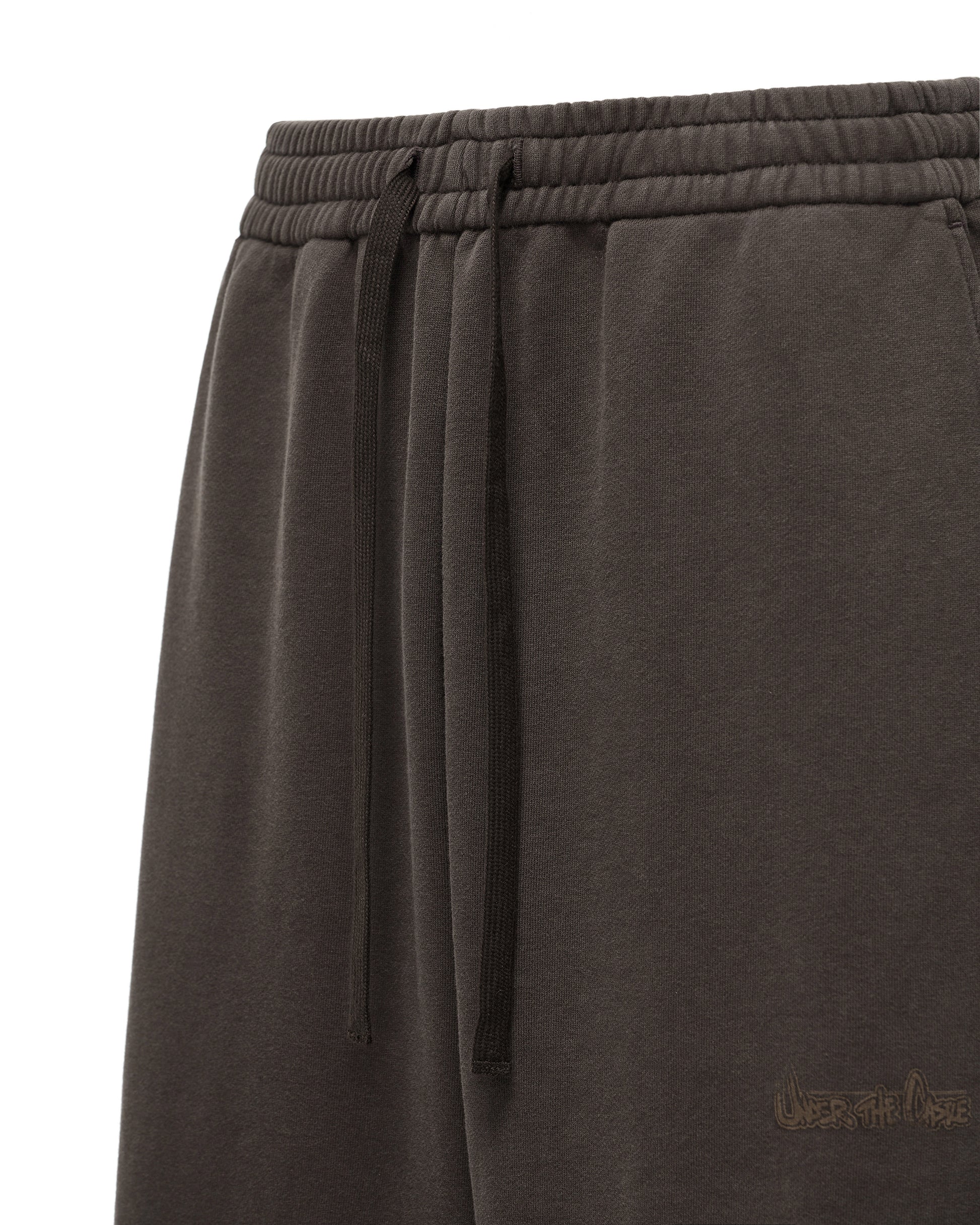 BAGGY CROPPED SWEATPANTS