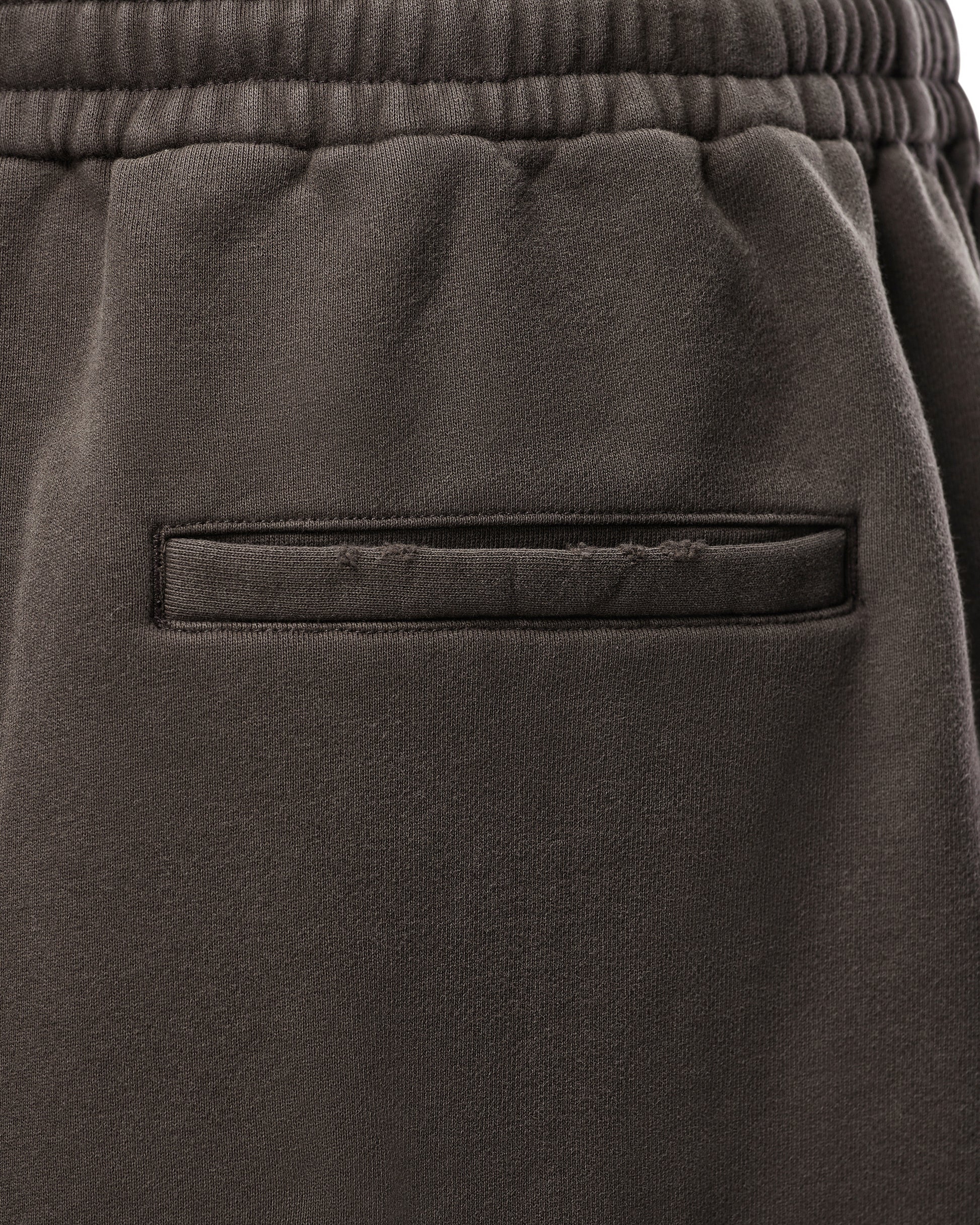 BAGGY CROPPED SWEATPANTS